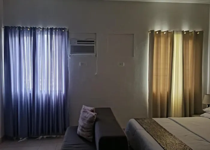Aparthotel Hills Staycation By Sdc 4*