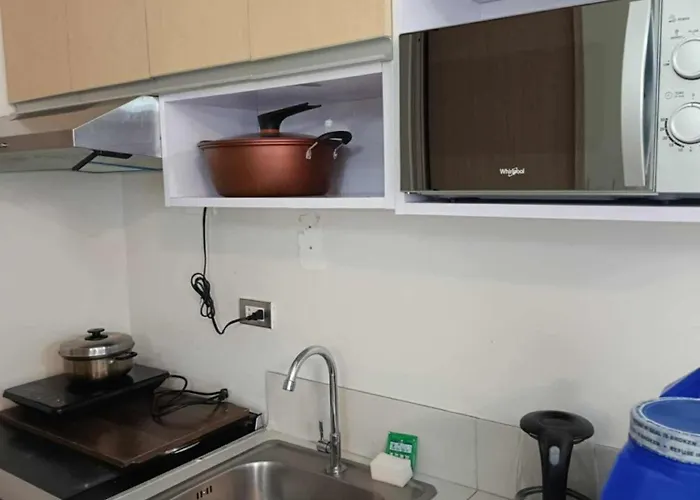 Aparthotel Hills Staycation By Sdc 4*